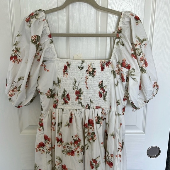 Abercrombie & Fitch Strawberry Emerson Midi Dress - Picture 4 of 5